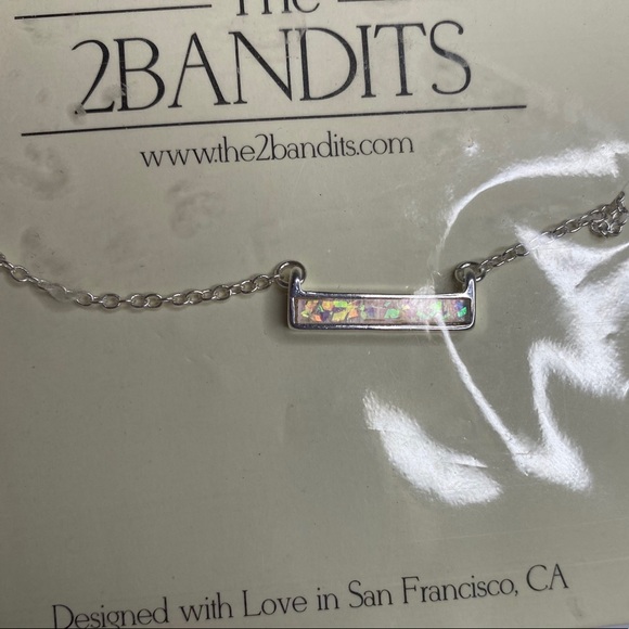 Lot 2 of makeup/facecare Jewelry - Picture 2 of 5